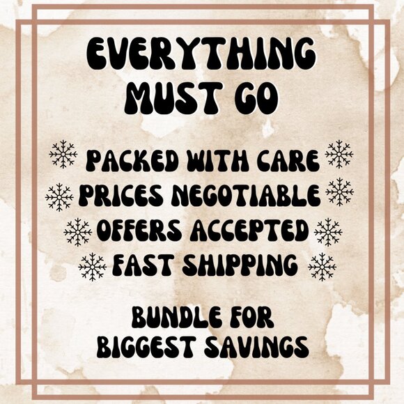 Urban Outfitters Tops - ❄️✨Happy New Year!✨❄️